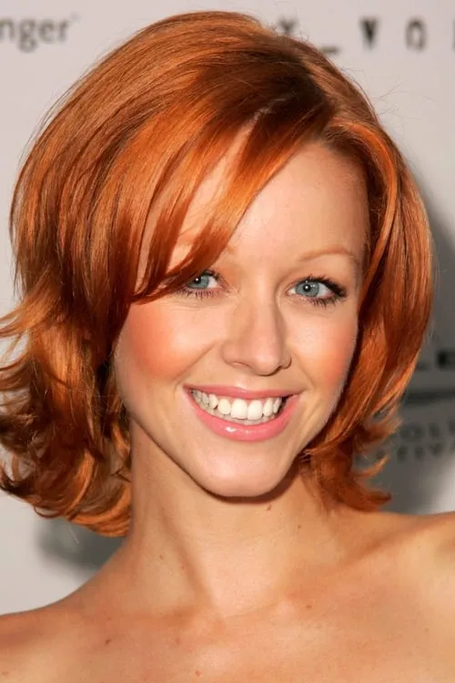 Lindy Booth interpretando a Monica