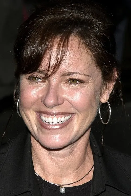 Actor Lisa Darr