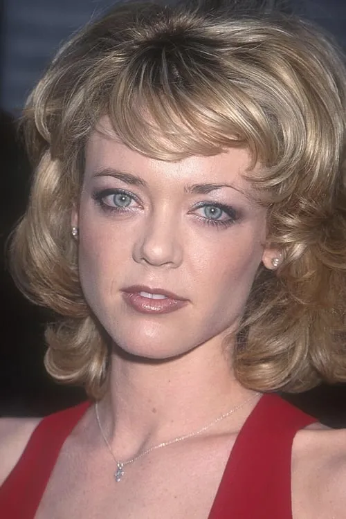 Lisa Robin Kelly interpretando a Jenny