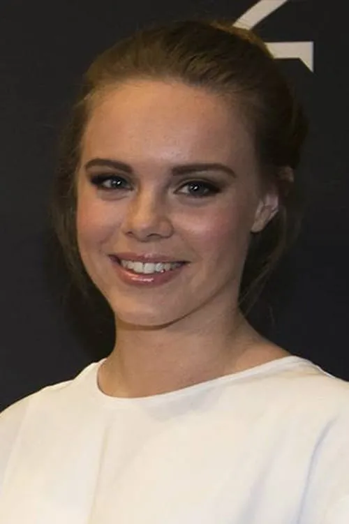 Lisa Teige en el reparto