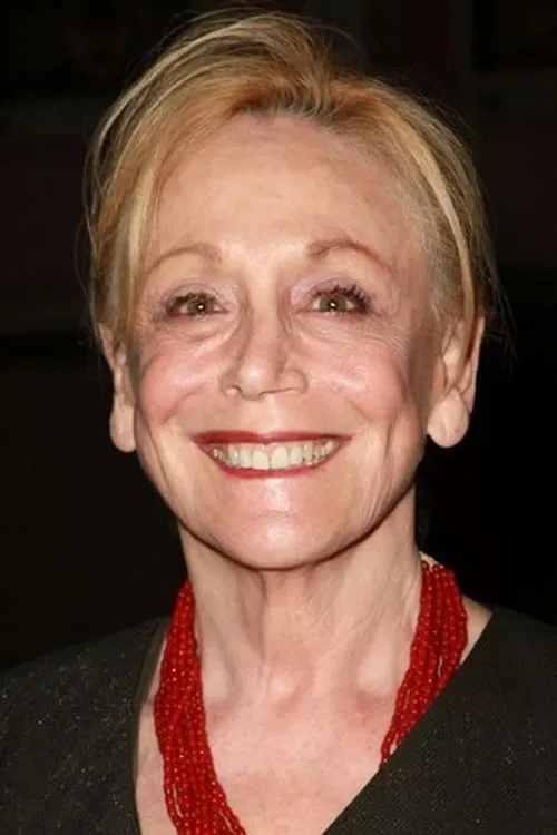 Lorraine Gary interpretando a Myra Galen