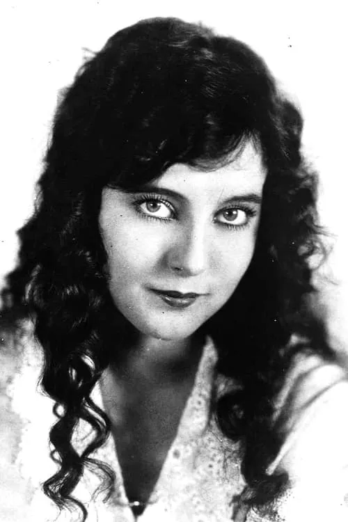 Actor Lottie Pickford