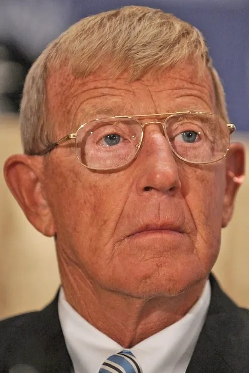 Lou Holtz interpretando a 