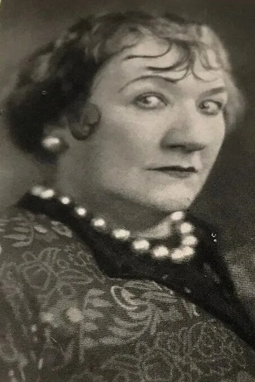 Actor Louise Carver