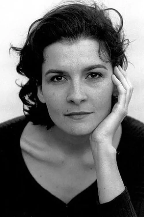 Actor Louise Lemoine Torrès