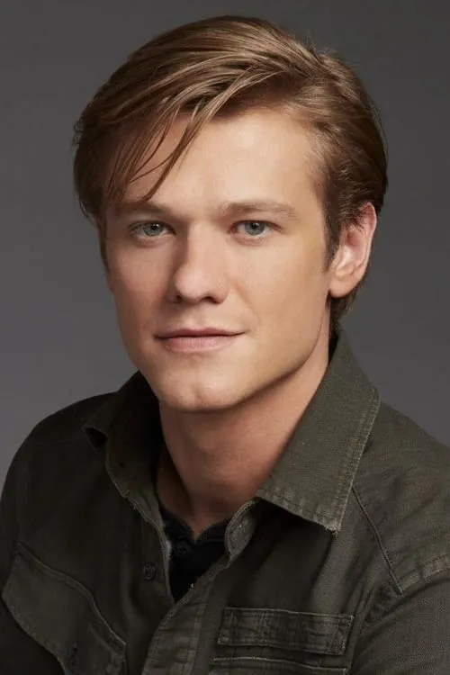 Lucas Till en el reparto