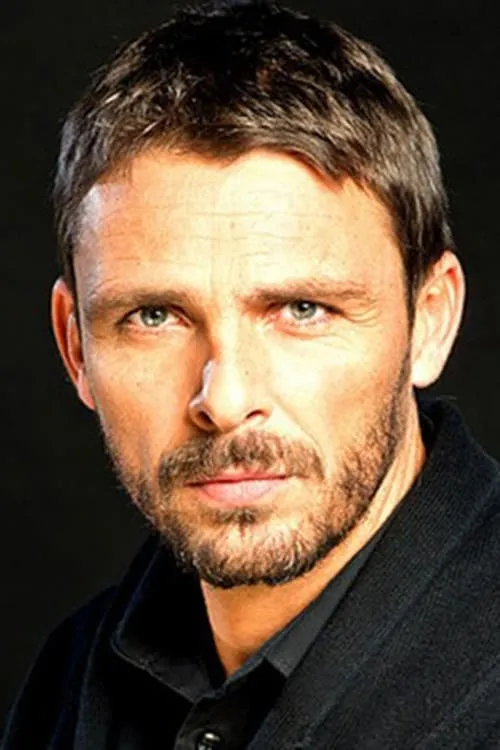 Actor Luis Mottola