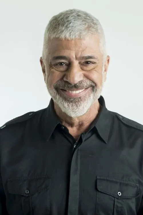 Actor Lulu Santos