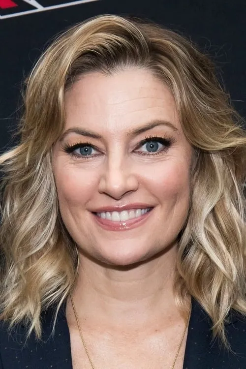 Mädchen Amick interpretando a Ava Andersson