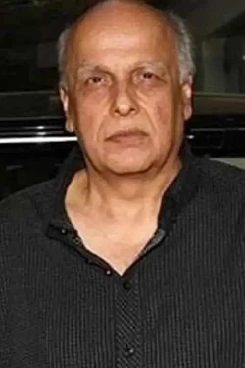 Mahesh Bhatt interpretando a Himself