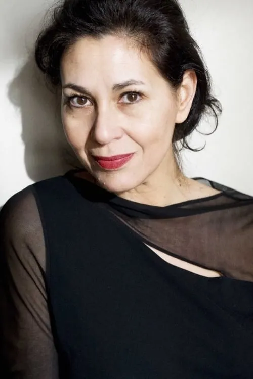 Majida Ghomari interpretando a Djamila