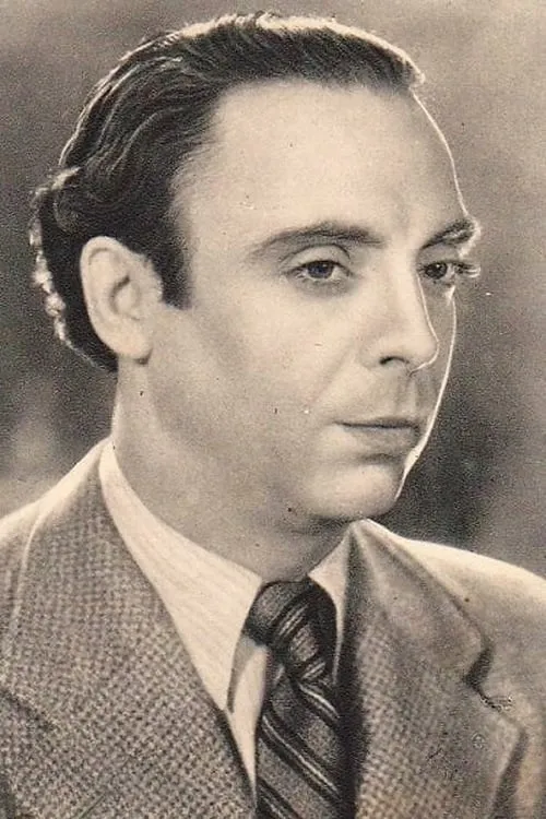 Actor Manuel Luna