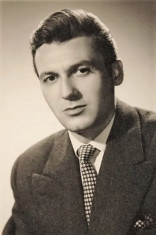 Actor Manuel Monroy