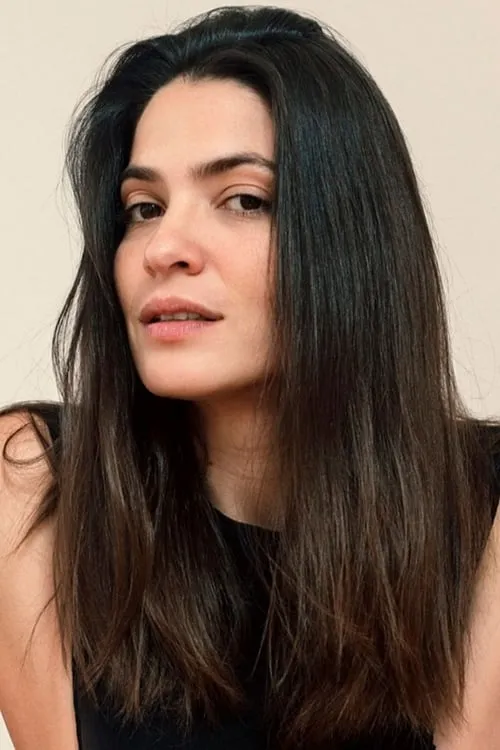 Actor Maria Manoella