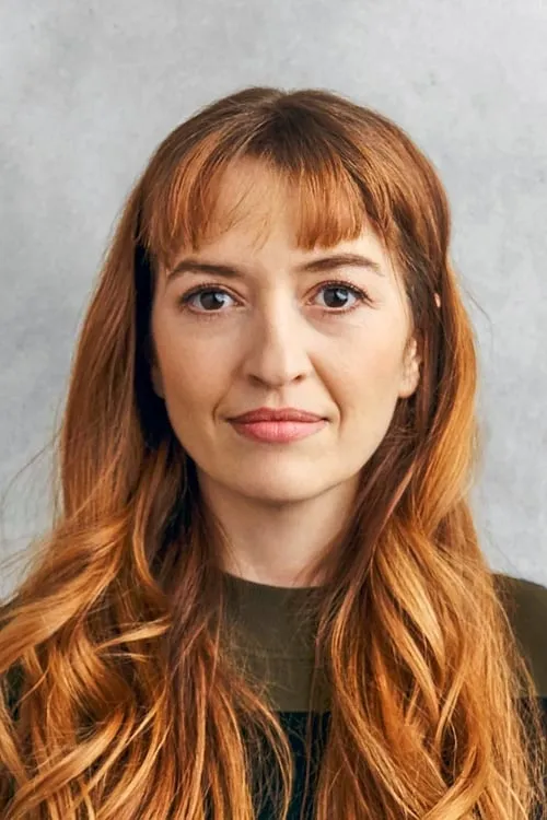 Marielle Heller interpretando a Self