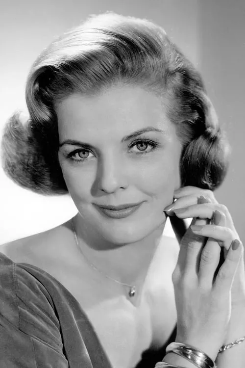 Marjorie Lord interpretando a Florence Cole