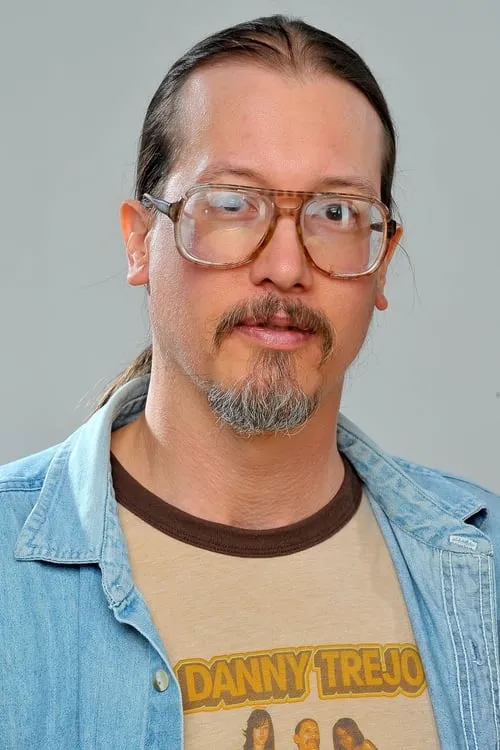 Mark Borchardt interpretando a Radio Show Host