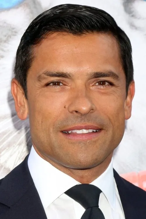 Mark Consuelos interpretando a Morty