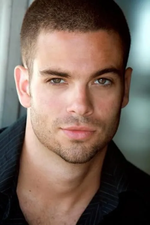 Lewis Flanagan III ha trabajado con Mark Salling en 1 ocasiones