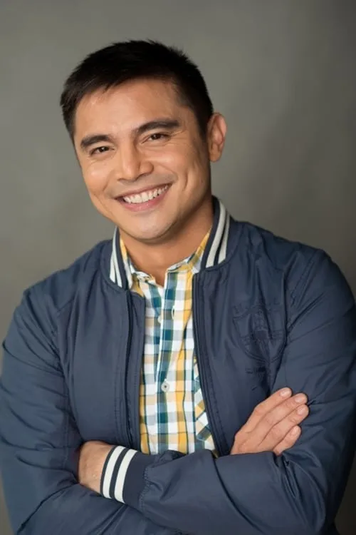 Actor Marvin Agustin