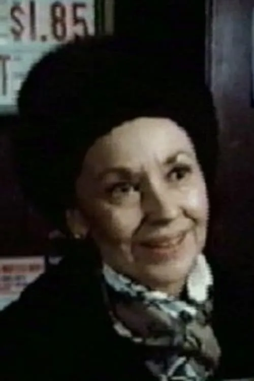 Actor Mary Davenport