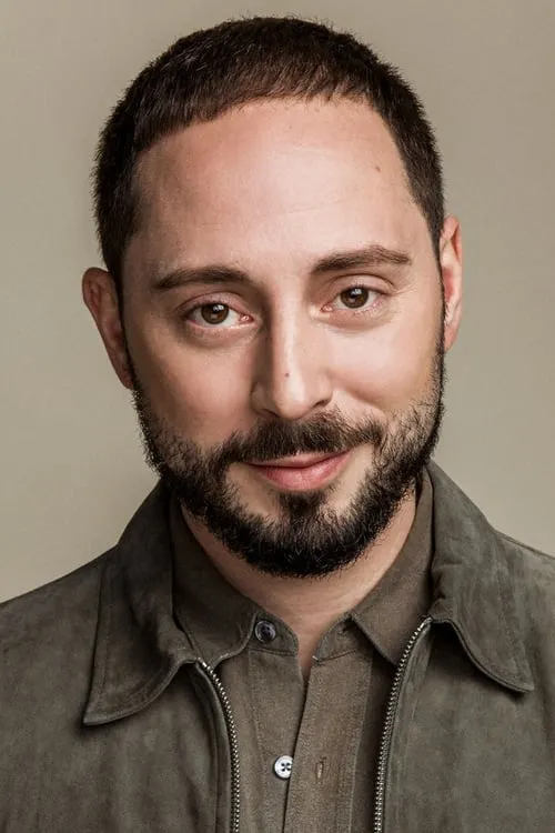 Matias Varela interpretando a Hector