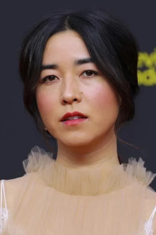 Actor Maya Erskine