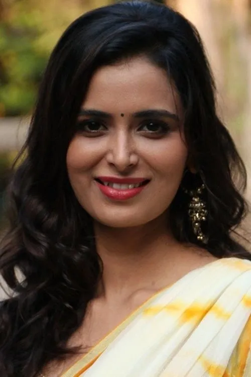 Meenakshi Dixit interpretando a Item Number