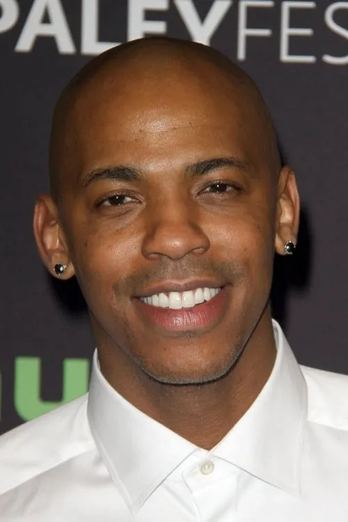 Mehcad Brooks en el reparto