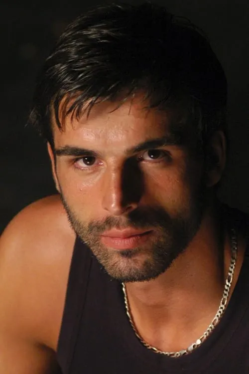 Mehmet Akif Alakurt en el reparto