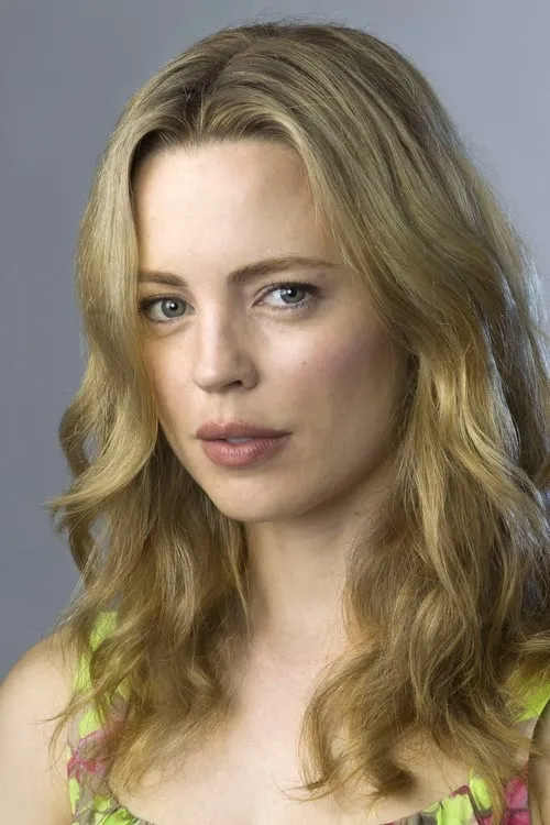 Melissa George interpretando a Hazel