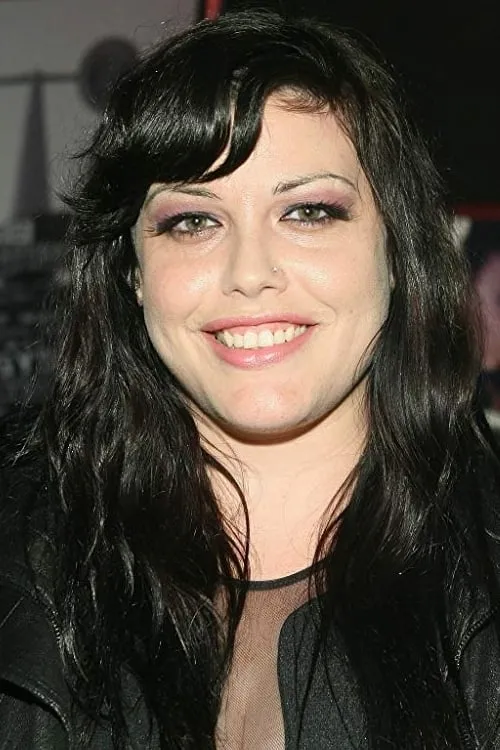 Mia Tyler interpretando a The Body Snatcher