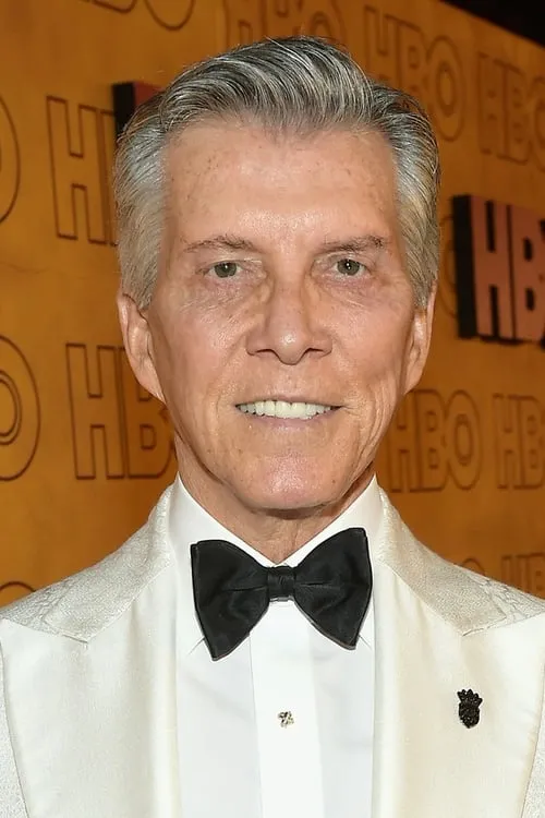 Michael Buffer interpretando a Announcer