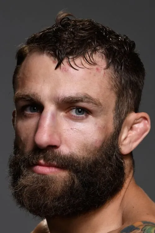 Michael Chiesa interpretando a Self