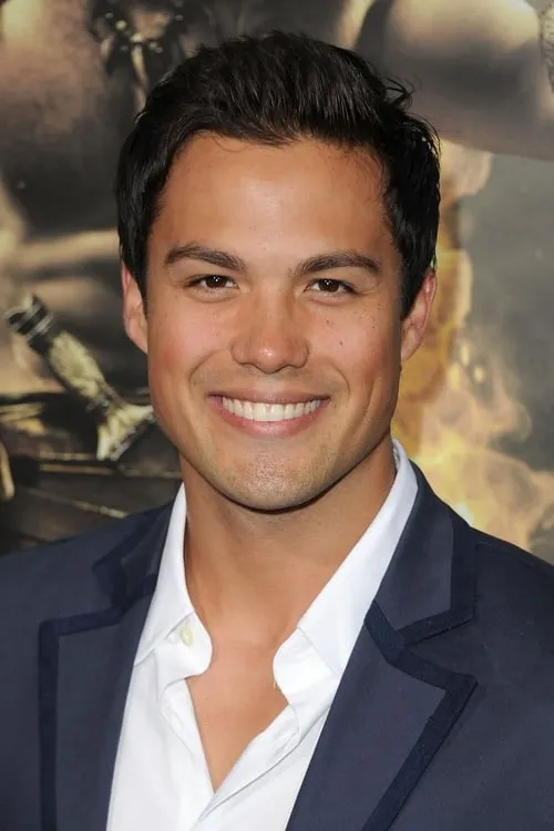 Michael Copon interpretando a Mathayus