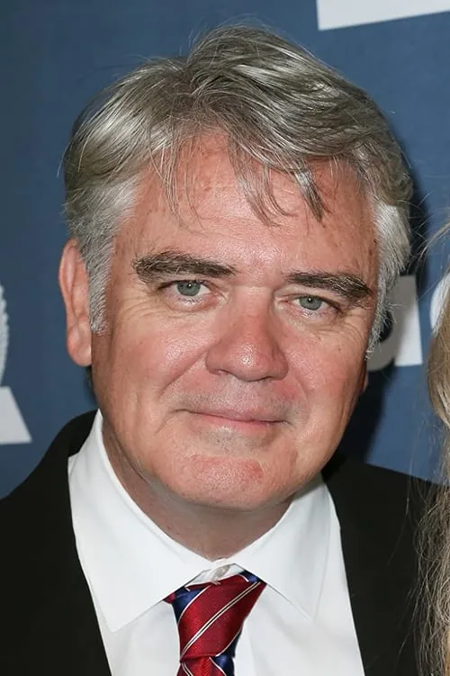 Michael Harney interpretando a Mr. Krueger