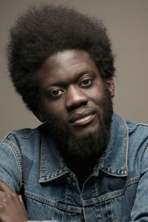 Michael Kiwanuka interpretando a 