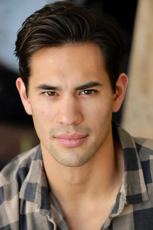 Actor Michael Naizu