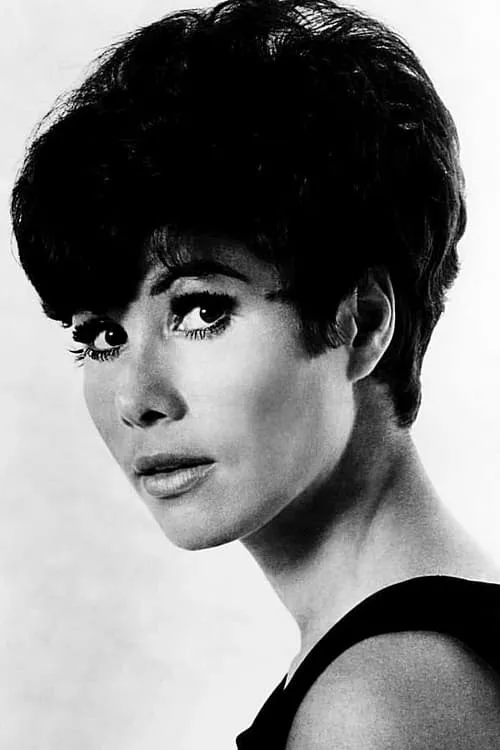 Michele Lee interpretando a Rosemary Pilkington