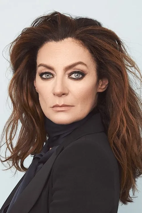 Michelle Gomez interpretando a Mrs. Campbell