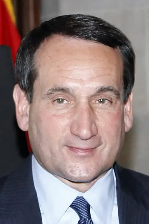 Mike Krzyzewski interpretando a Self