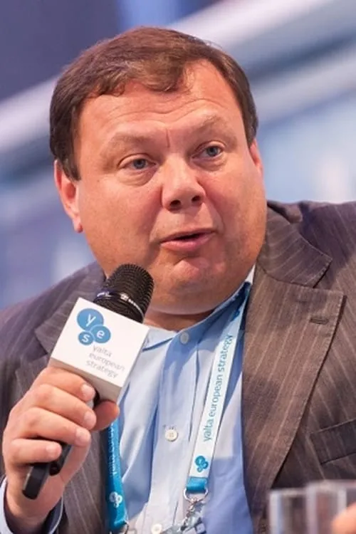 Mikhail Fridman interpretando a Self