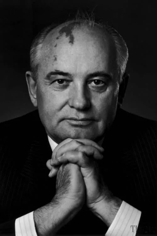 Mikhail Gorbachev interpretando a Himself