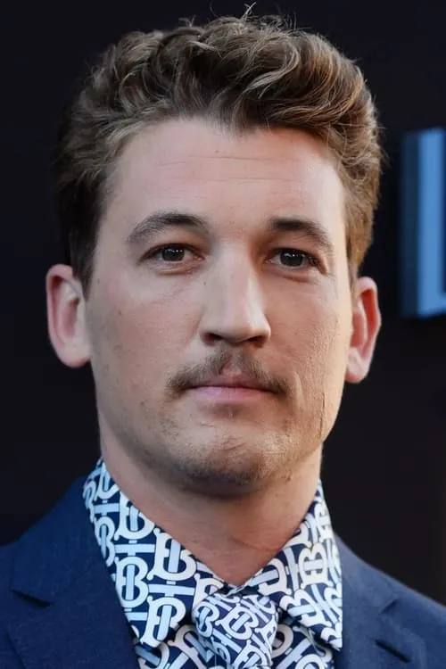 Miles Teller interpretando a Miles