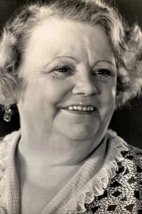 Actor Minnie Rayner