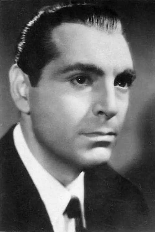 Actor Mino Doro