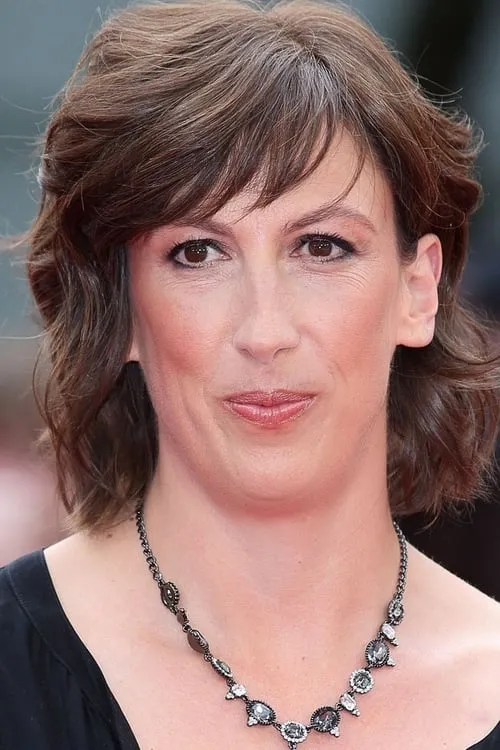 Miranda Hart interpretando a Self - Host