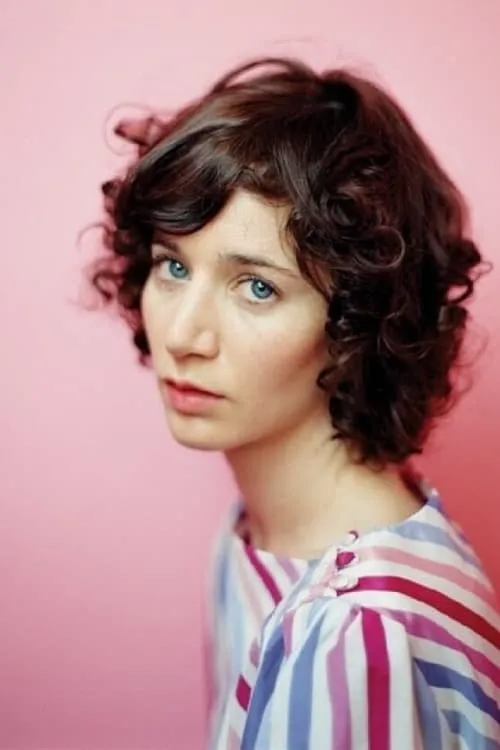 Miranda July interpretando a Woman in Airport