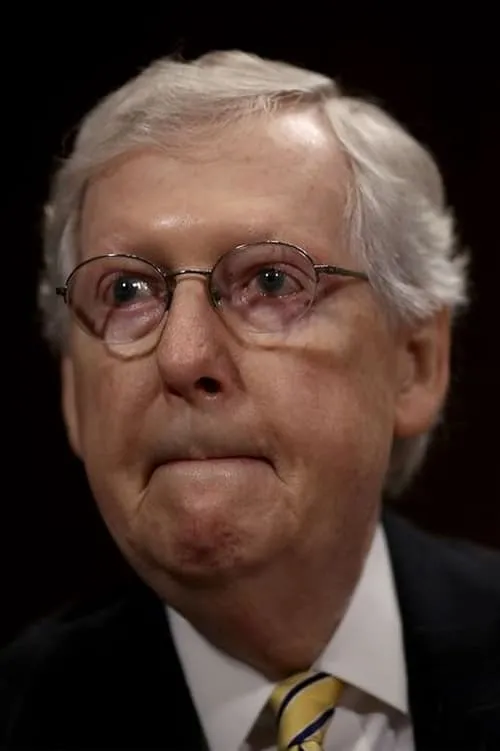 Mitch McConnell interpretando a Self (archive footage)