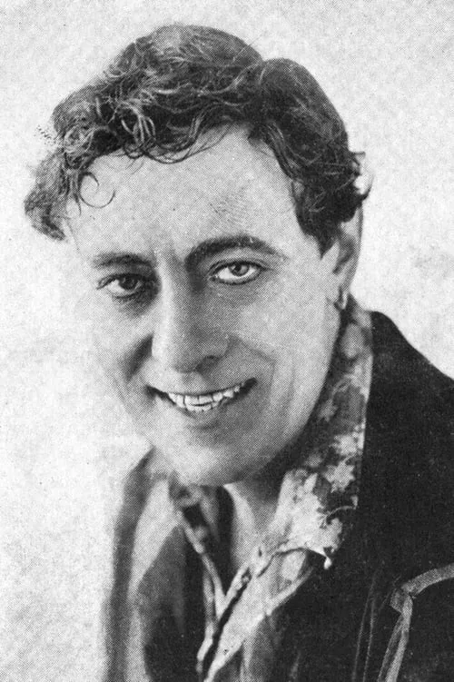 Actor Monroe Salisbury